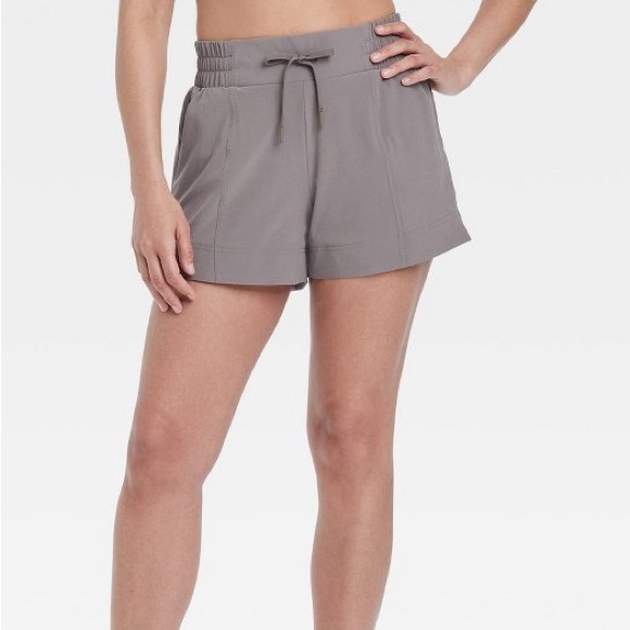All in Motion Women’s Active Light Mid High Rise Shorts 4” Taupe Small - Picture 1 of 10